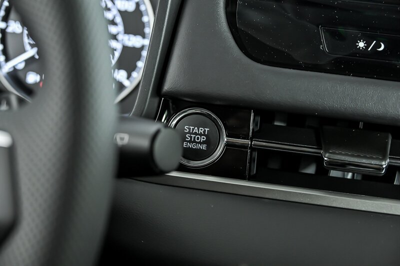 New 2026 Mitsubishi Outlander SE FWD image 20