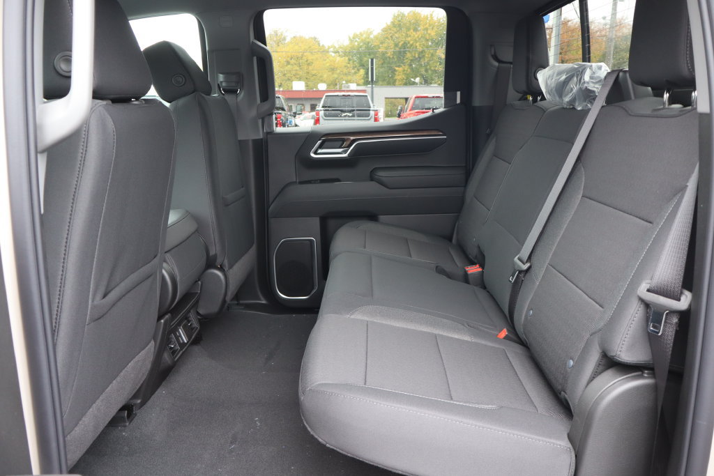 New 2026 Chevrolet Silverado 1500 LT w/ Z71 Off-Road Package AWD/4WD image 19