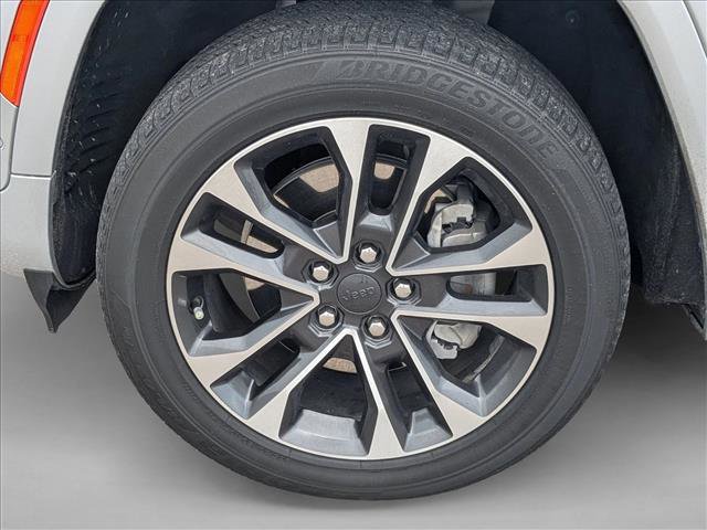Used 2021 Jeep Grand Cherokee L Overland w/ Advanced Protech Group III AWD/4WD image 10