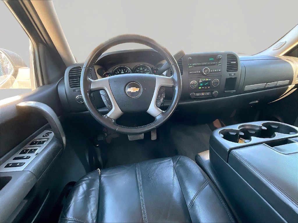 Used 2008 Chevrolet Silverado 1500 LT w/ All Star Edition AWD/4WD image 12