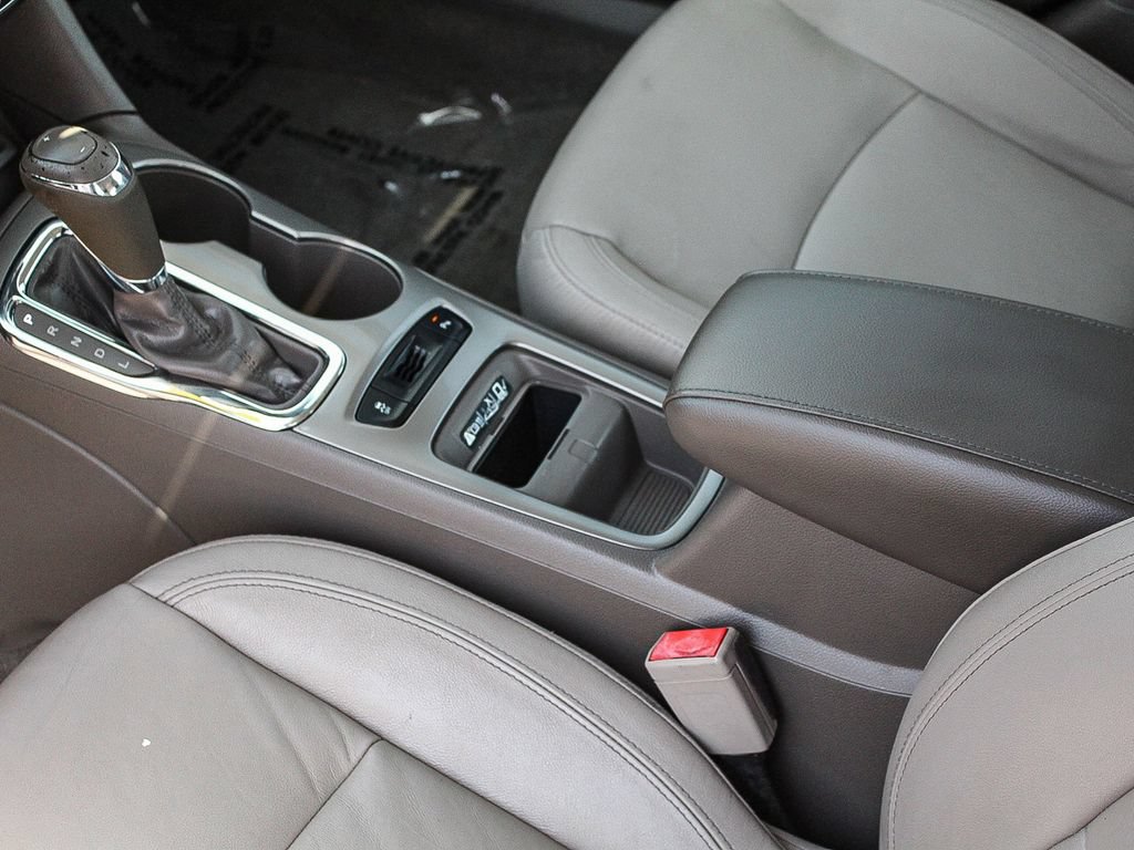 Used 2016 Chevrolet Cruze Premier FWD image 21
