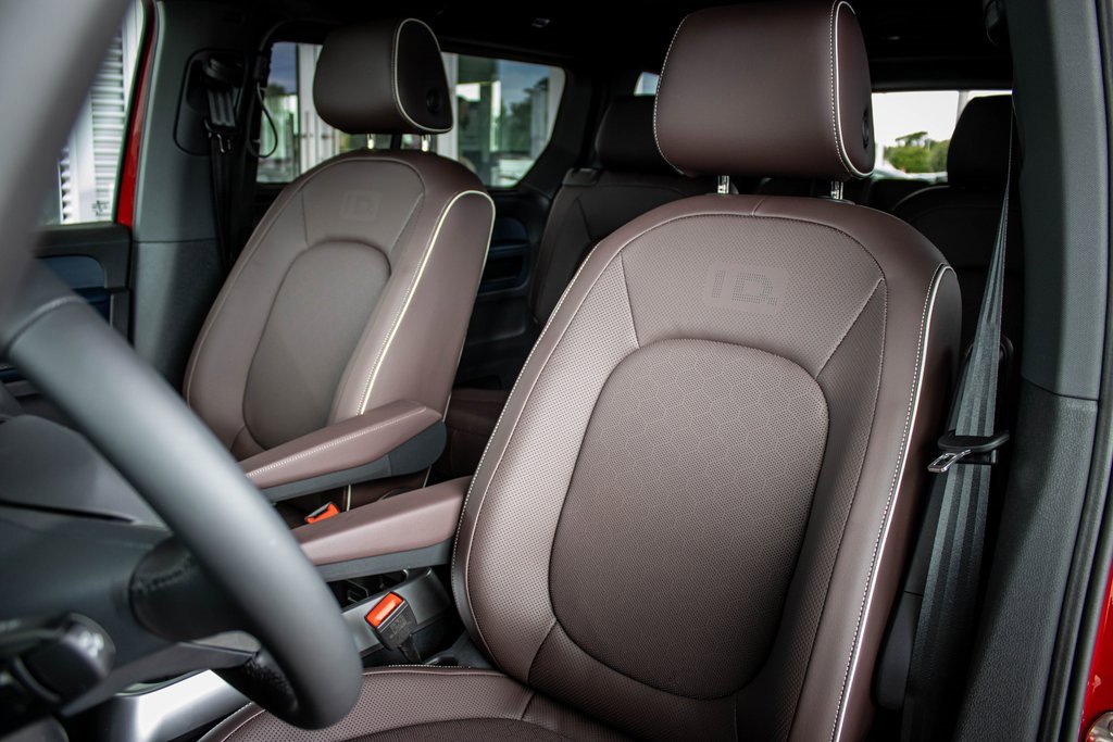 New 2025 Volkswagen ID. Buzz Pro S Plus image 26