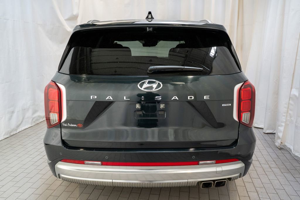 Used 2024 Hyundai Palisade Calligraphy image 4