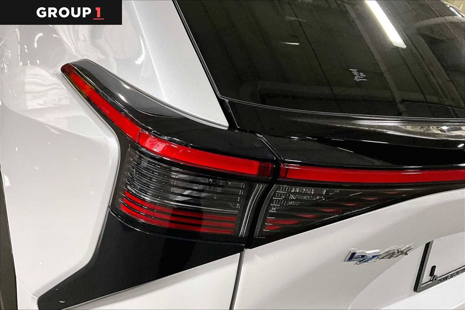 Used 2023 Toyota bZ4X XLE image 28