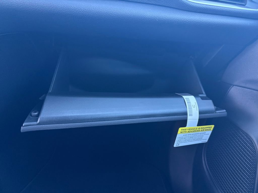 New 2026 Chrysler Pacifica Select image 9