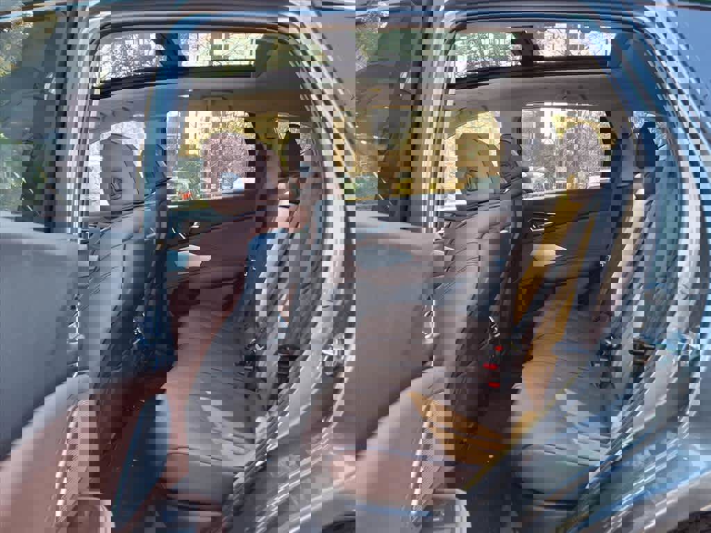 Certified 2026 Acura RDX w/Advance Package image 21