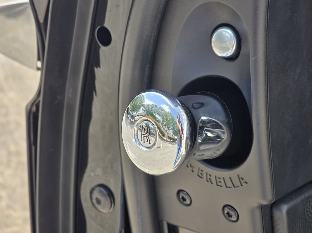 Used 2016 Rolls-Royce Ghost RWD image 29
