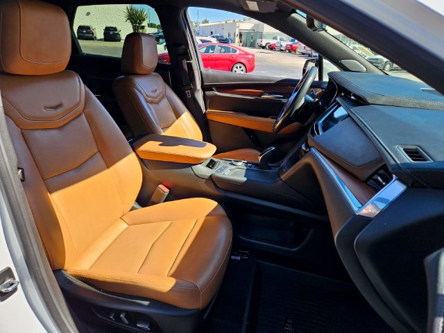 Used 2024 Cadillac XT5 Premium Luxury w/ Technology Package FWD image 20