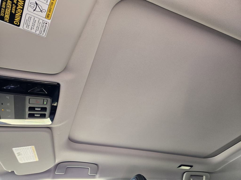 New 2026 Mitsubishi Outlander SE image 20