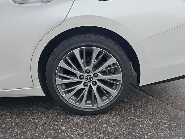 Certified 2020 Lexus ES 350 w/ Premium Package image 30