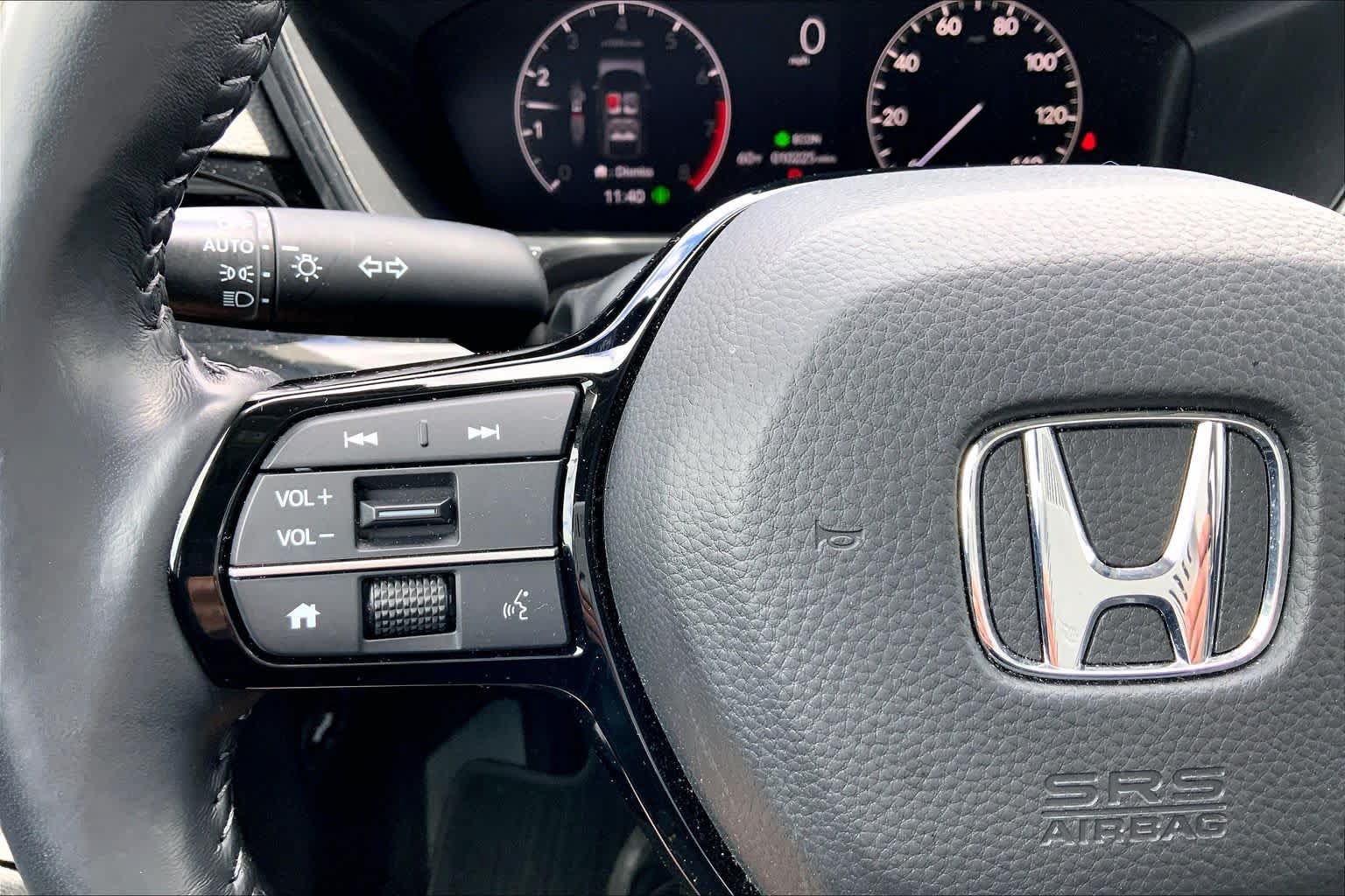 Used 2025 Honda CR-V EX-L image 24
