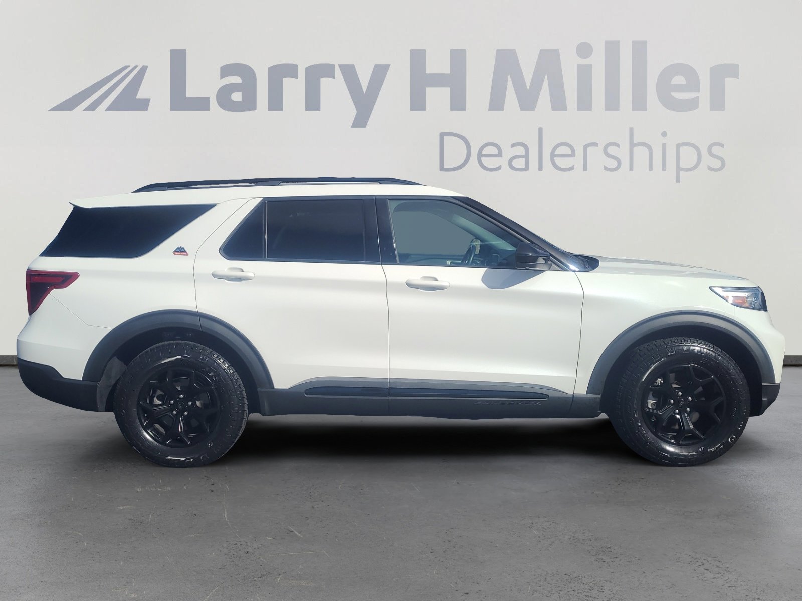 Used 2023 Ford Explorer Timberline w/ Timberline Technology Package image 6