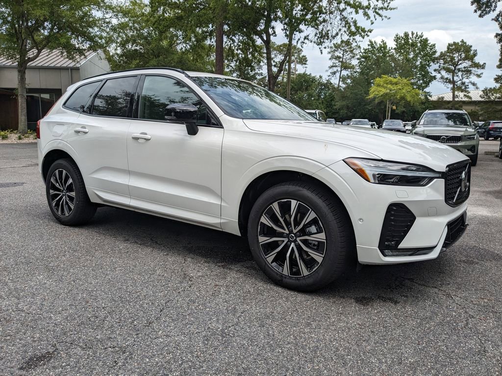 New 2025 Volvo XC60 B5 Plus w/ Protection Package Premier image 2