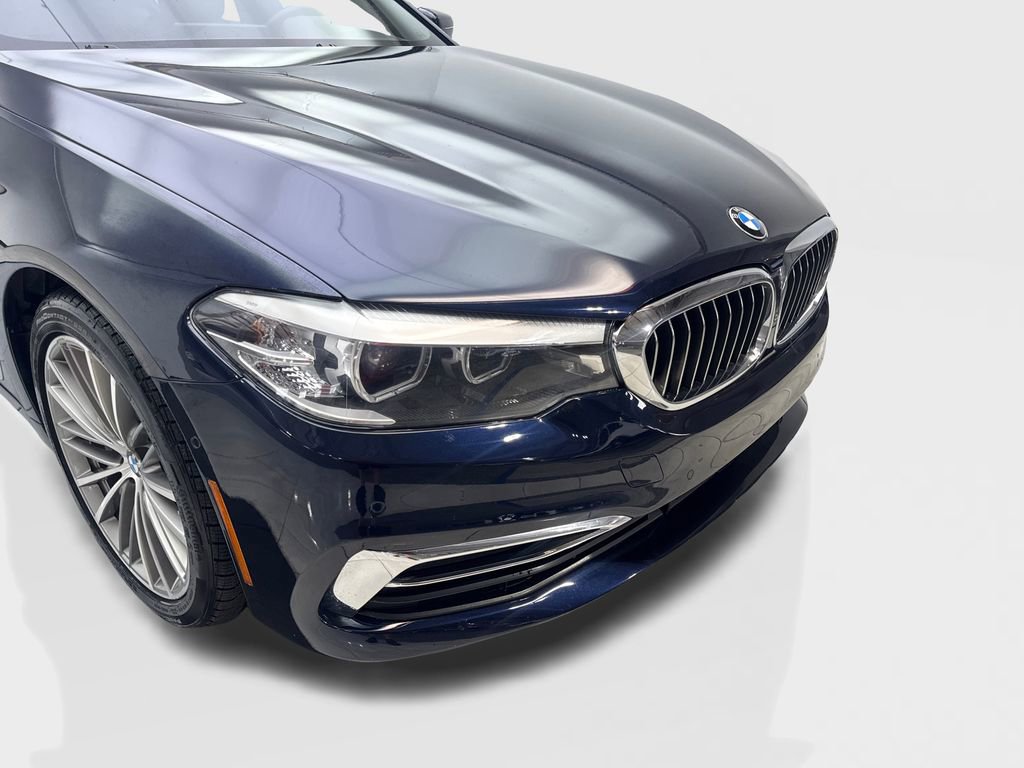 Used 2019 BMW 540i w/ Premium Package RWD image 17