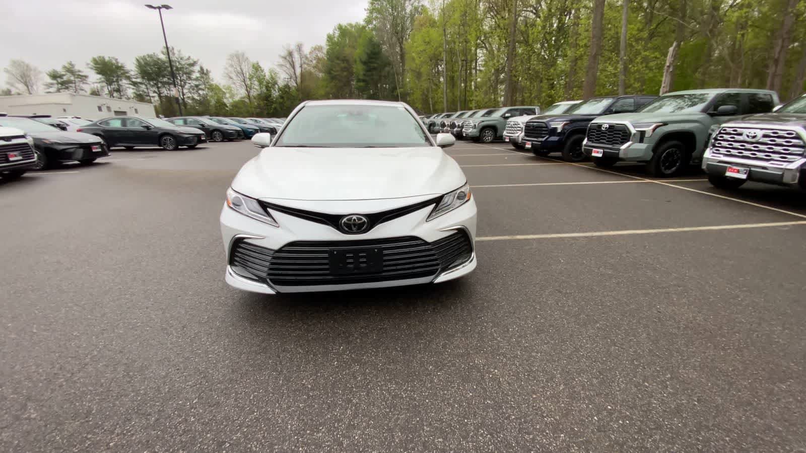 Used 2024 Toyota Camry XLE w/ Navigation Package AWD/4WD image 5