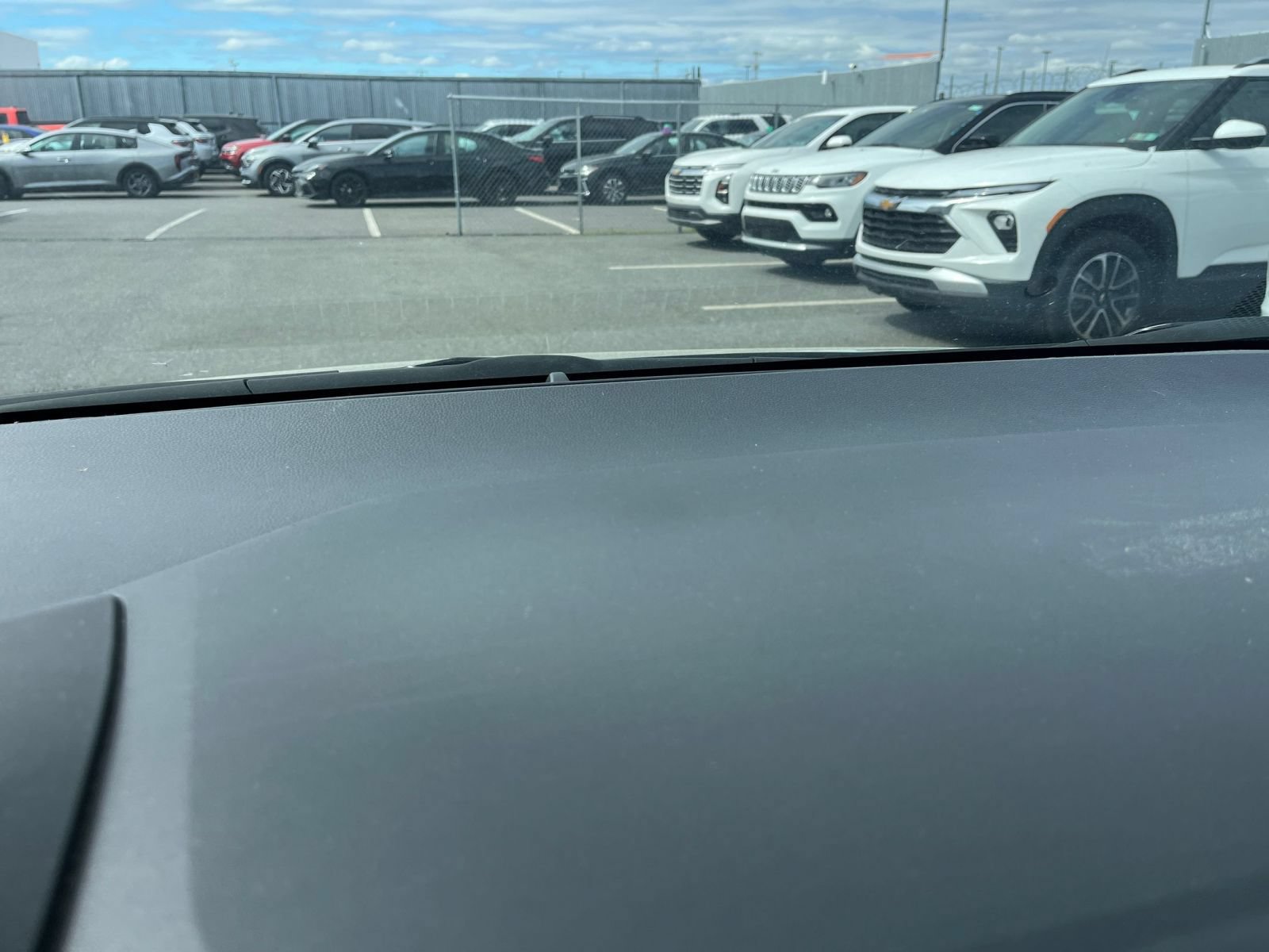 Used 2025 Toyota Corolla LE FWD image 17