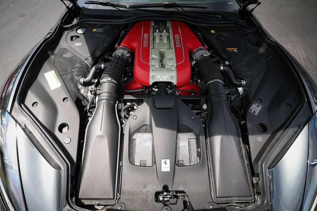Certified 2022 Ferrari 812 GTS RWD image 22