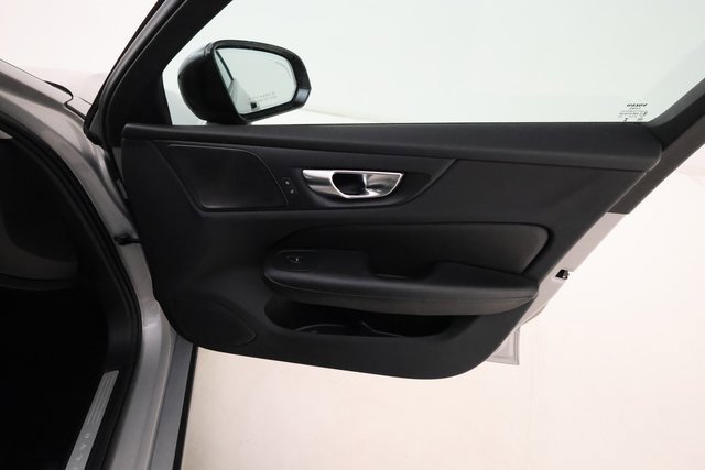 Used 2024 Volvo S60 B5 Plus image 21