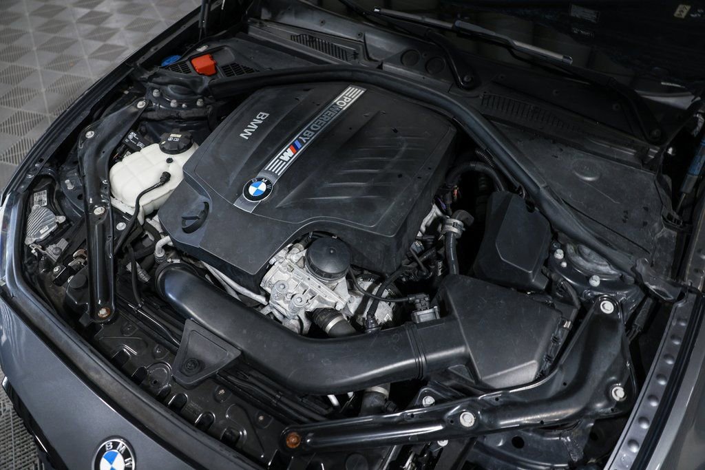Used 2018 BMW M2 image 35