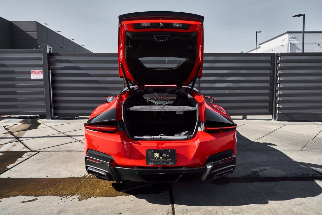 Used 2025 Ferrari 12Cilindri image 27