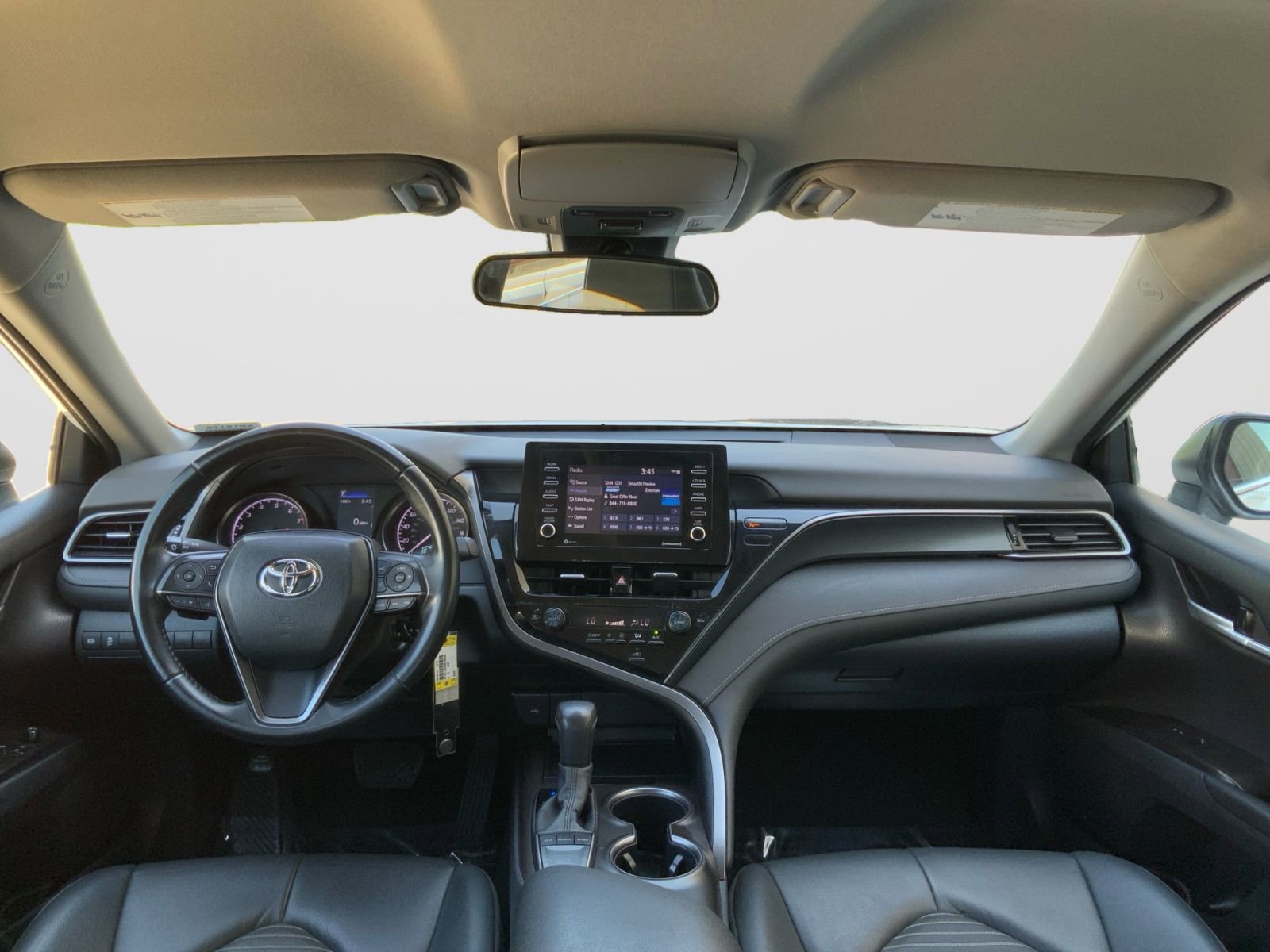 Used 2024 Toyota Camry SE FWD image 15