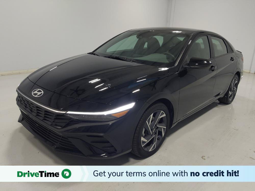 Used 2025 Hyundai Elantra Sport FWD image 1