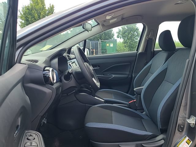New 2025 Nissan Versa SV w/ Trunk Package FWD image 11