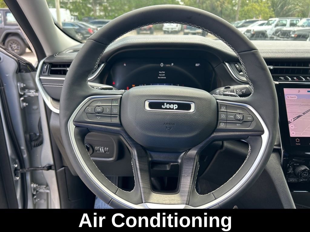 Used 2024 Jeep Grand Cherokee L Limited RWD image 16