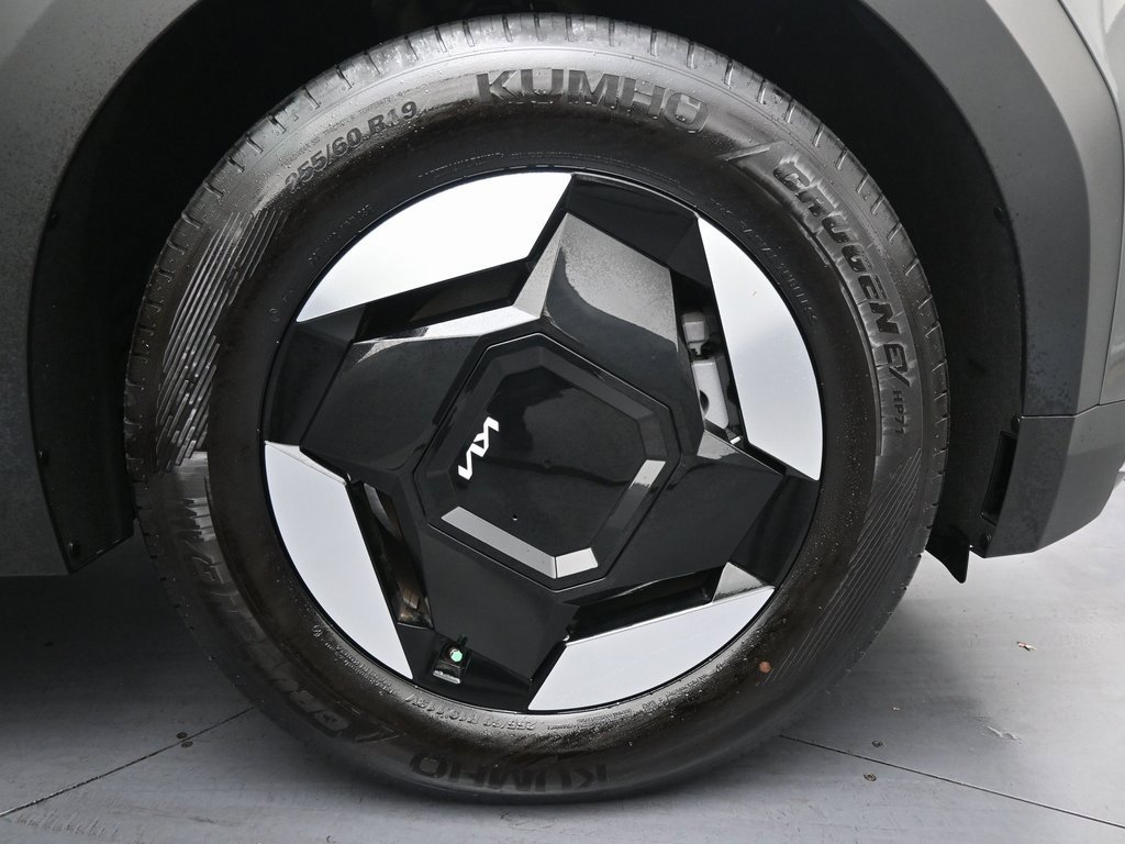Used 2024 Kia EV9 Light Long Range image 51