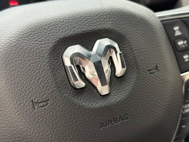 New 2026 RAM 2500 Big Horn AWD/4WD image 33