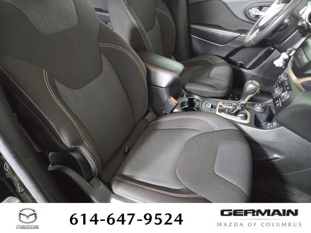 Used 2015 Jeep Cherokee Latitude w/ Trailer Tow Group AWD/4WD image 30