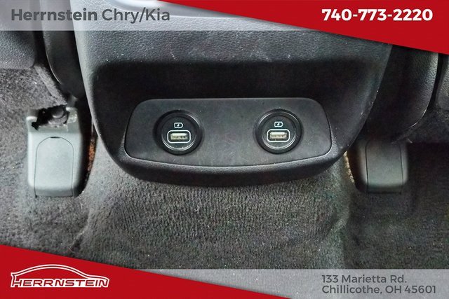 Used 2023 Hyundai Santa Fe SEL image 12