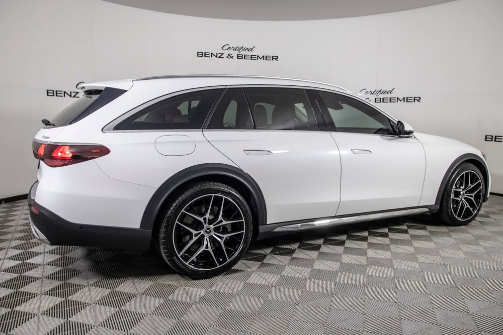 Used 2024 Mercedes-Benz E 450 4MATIC All-Terrain Wagon image 4