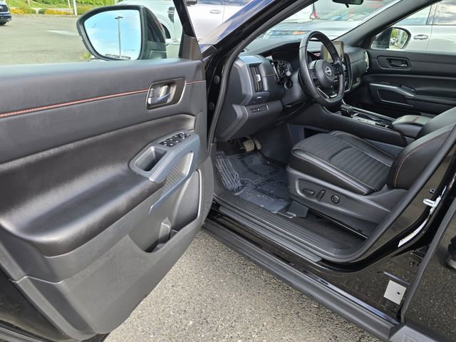 Used 2024 Nissan Pathfinder Rock Creek AWD/4WD image 19