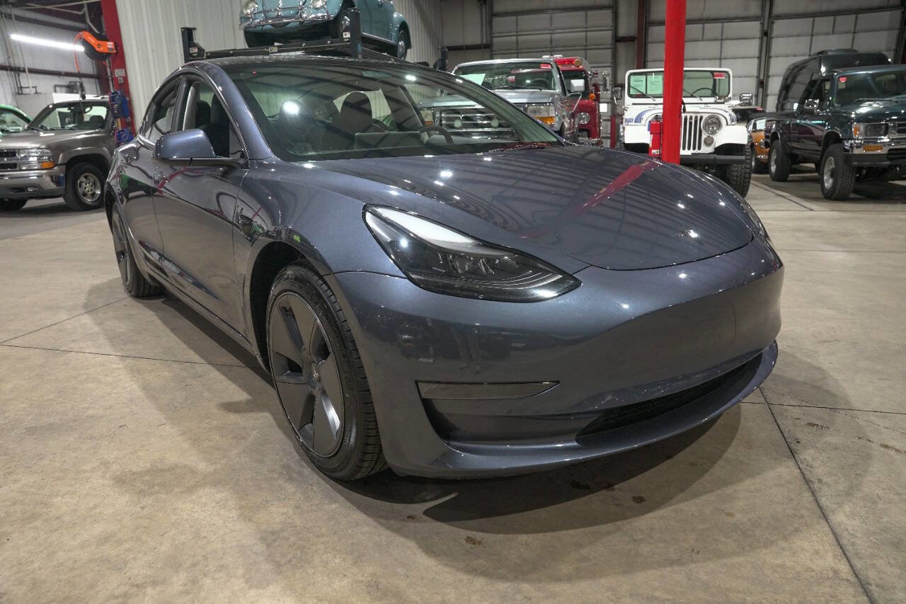 Used 2023 Tesla Model 3 Standard Range RWD image 12