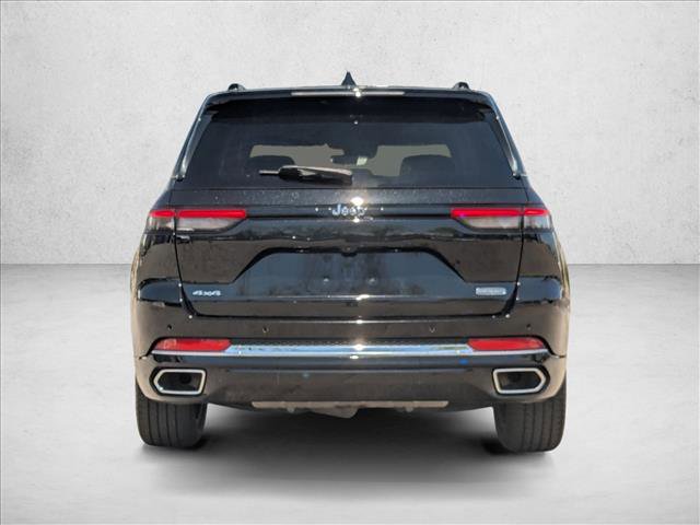 Used 2023 Jeep Grand Cherokee Overland AWD/4WD image 7