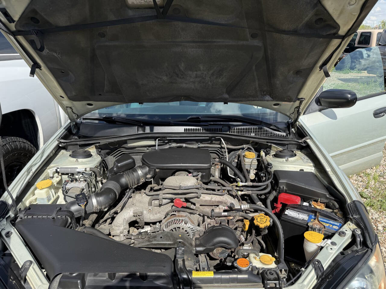 Used 2005 Subaru Outback 2.5i image 29