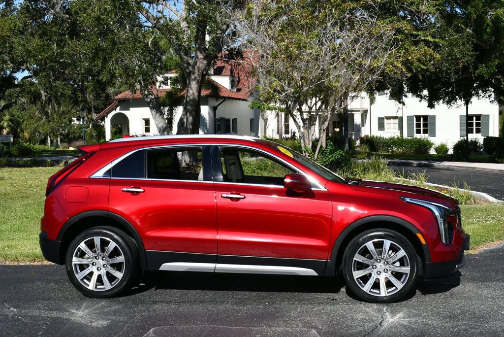 Used 2021 Cadillac XT4 Premium Luxury w/ Driver Awareness Package image 30