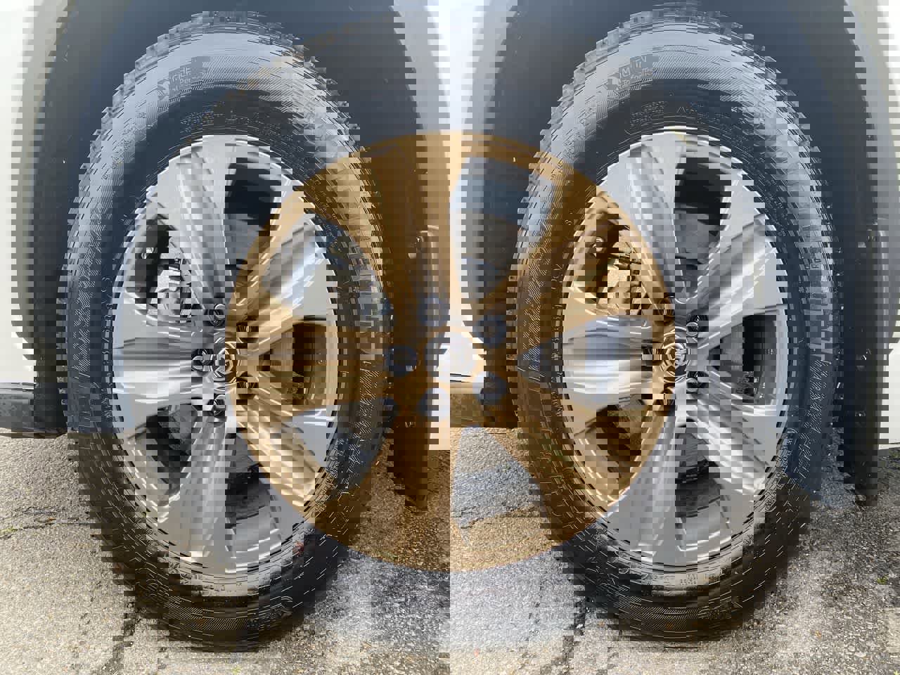 Used 2022 Toyota Highlander Bronze Edition AWD/4WD image 10