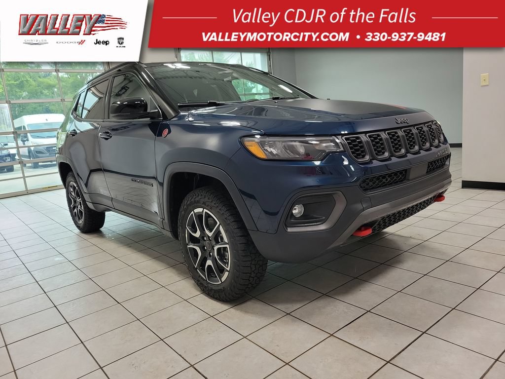 New 2026 Jeep Compass Trailhawk AWD/4WD image 1