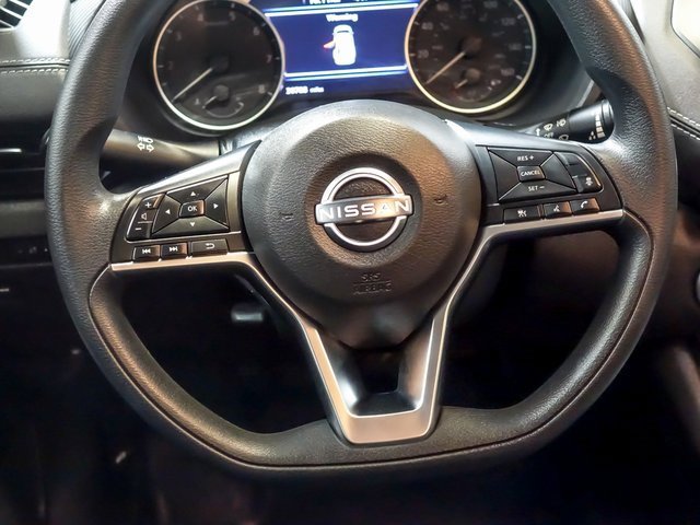 Used 2024 Nissan Sentra SV image 18