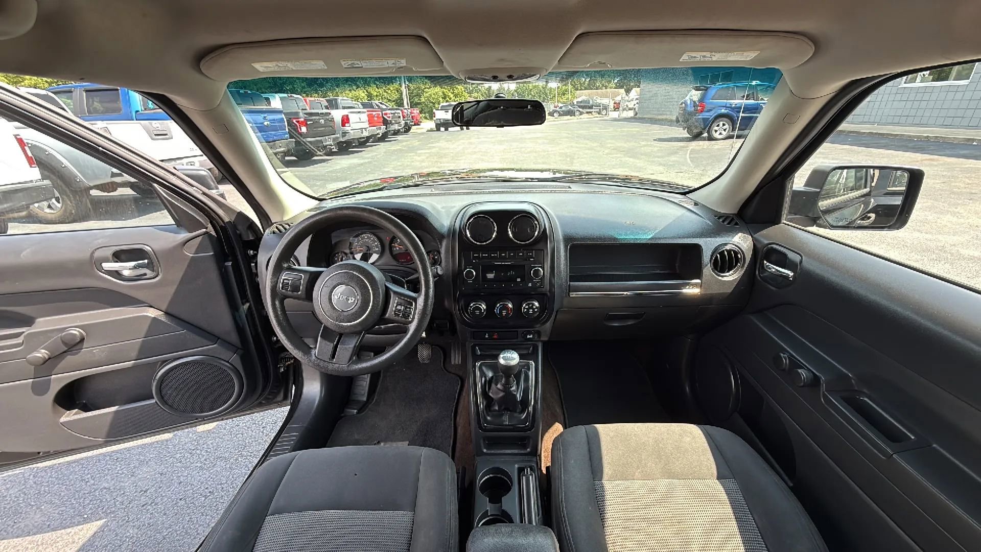 Used 2014 Jeep Patriot Sport image 13