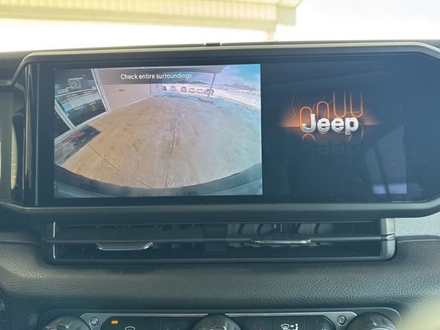 Used 2024 Jeep Wrangler Sport S image 21