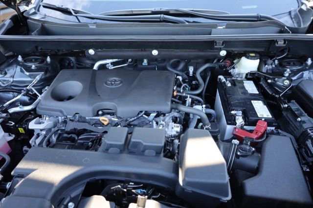 Used 2024 Toyota RAV4 LE image 37