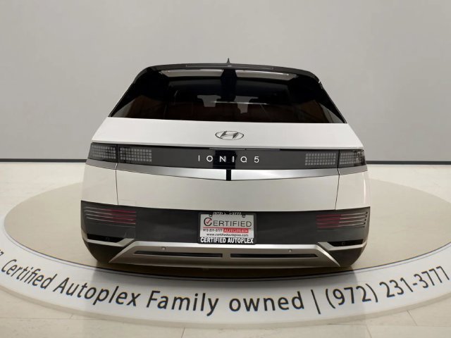 Used 2024 Hyundai Ioniq 5 SE RWD image 4