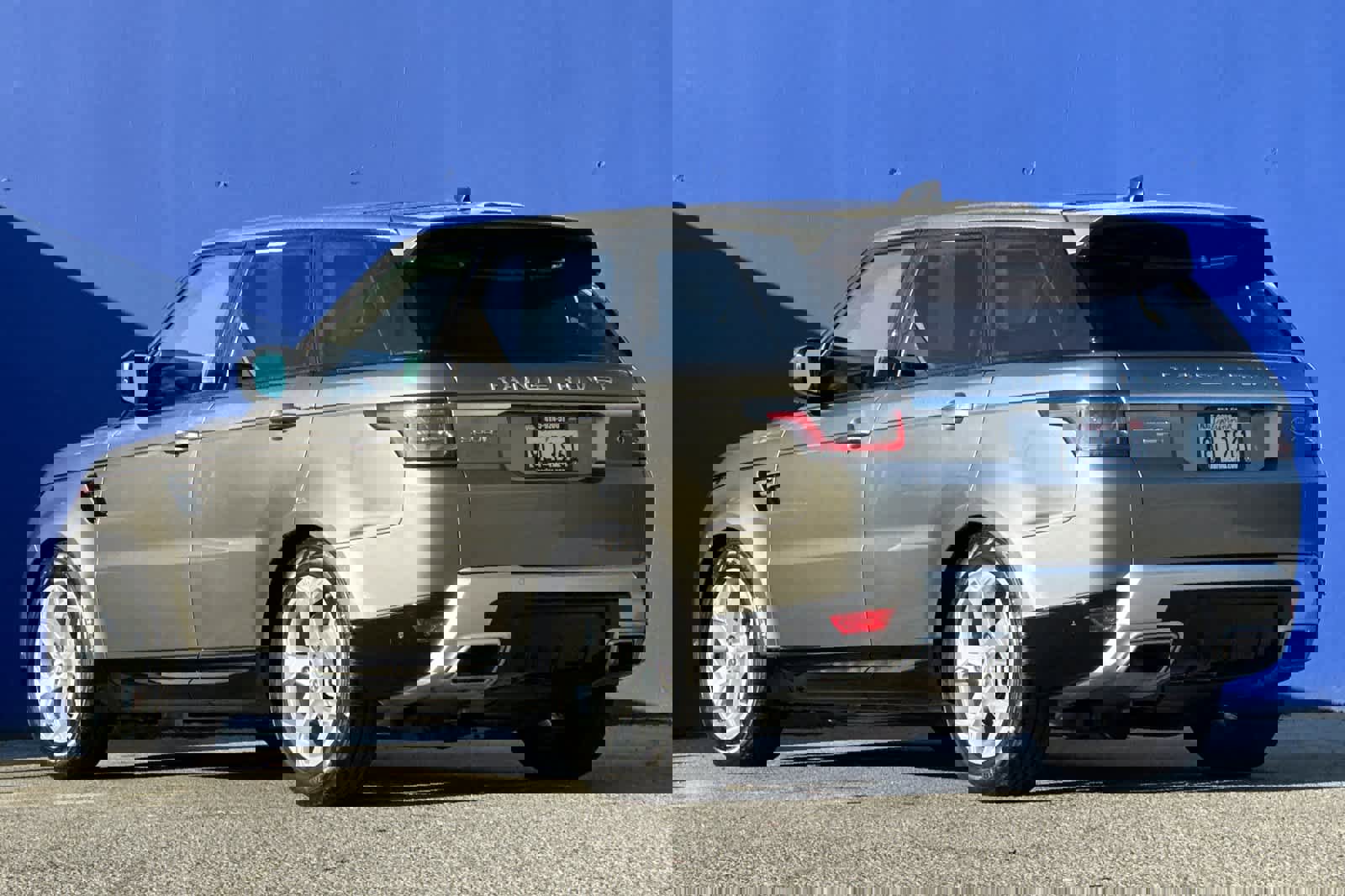 Used 2019 Land Rover Range Rover Sport HSE image 5