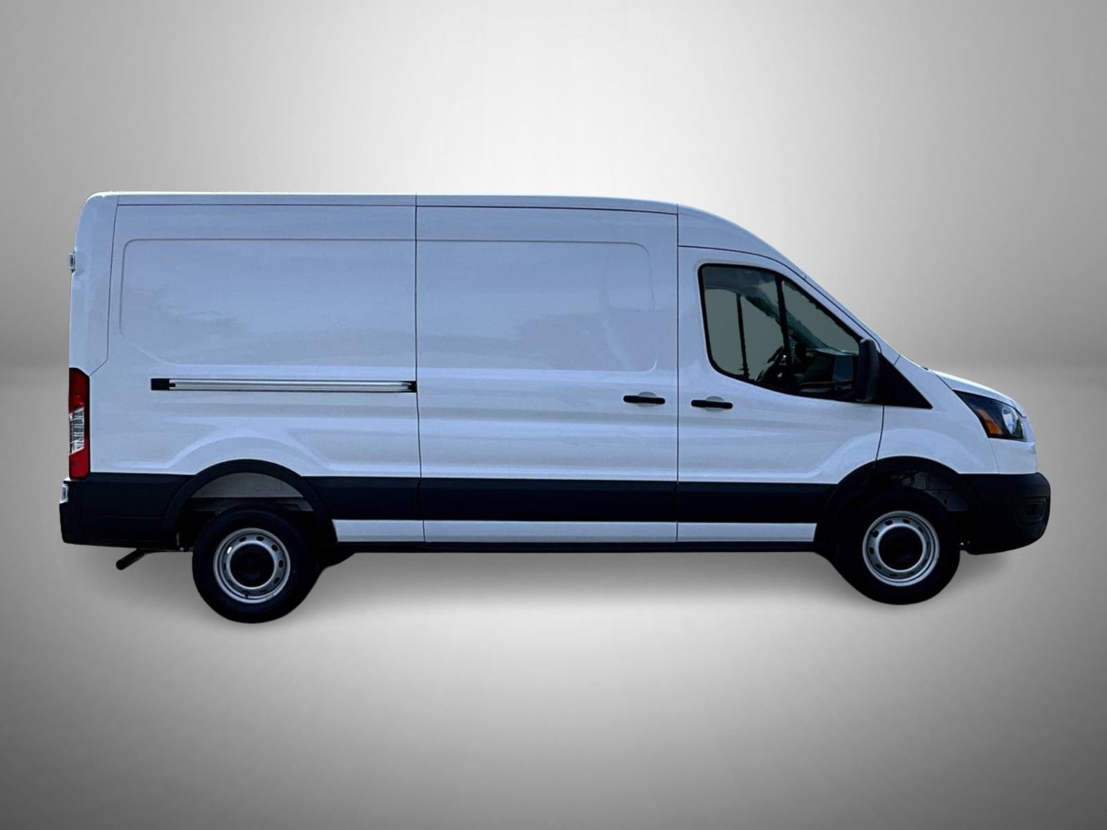 New 2027 Ford Transit 250 148 Medium Roof w/ Load Area Protection Package RWD image 4