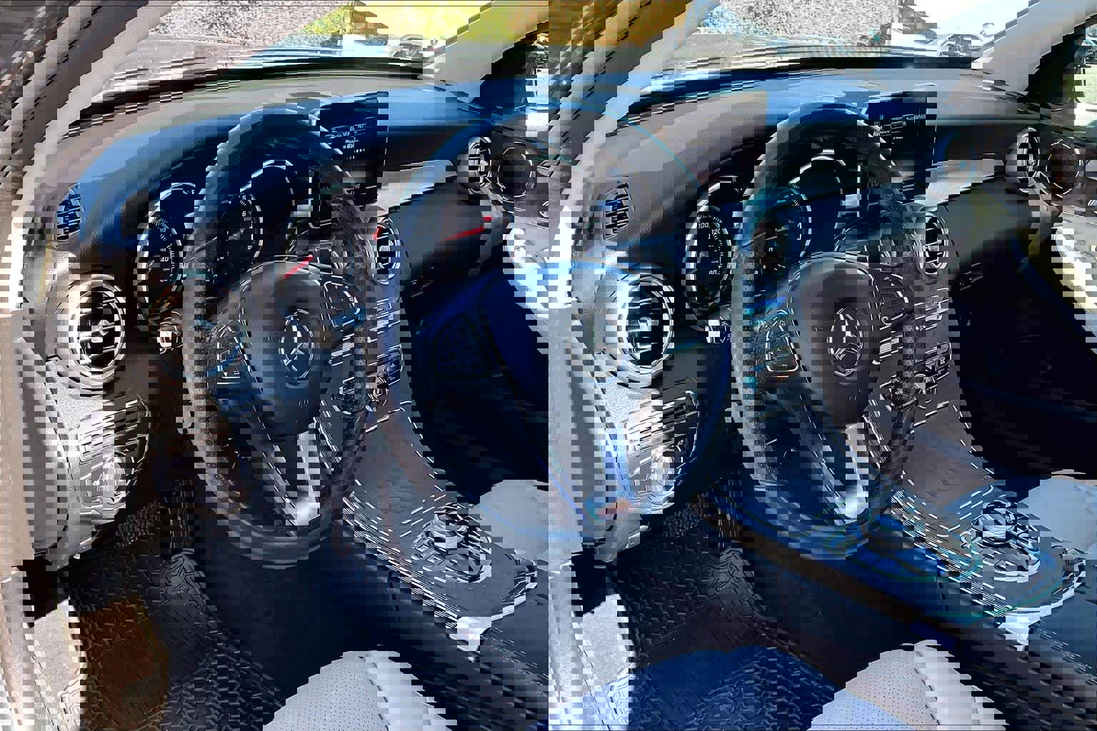 Used 2018 Mercedes-Benz C 300 Sedan image 16