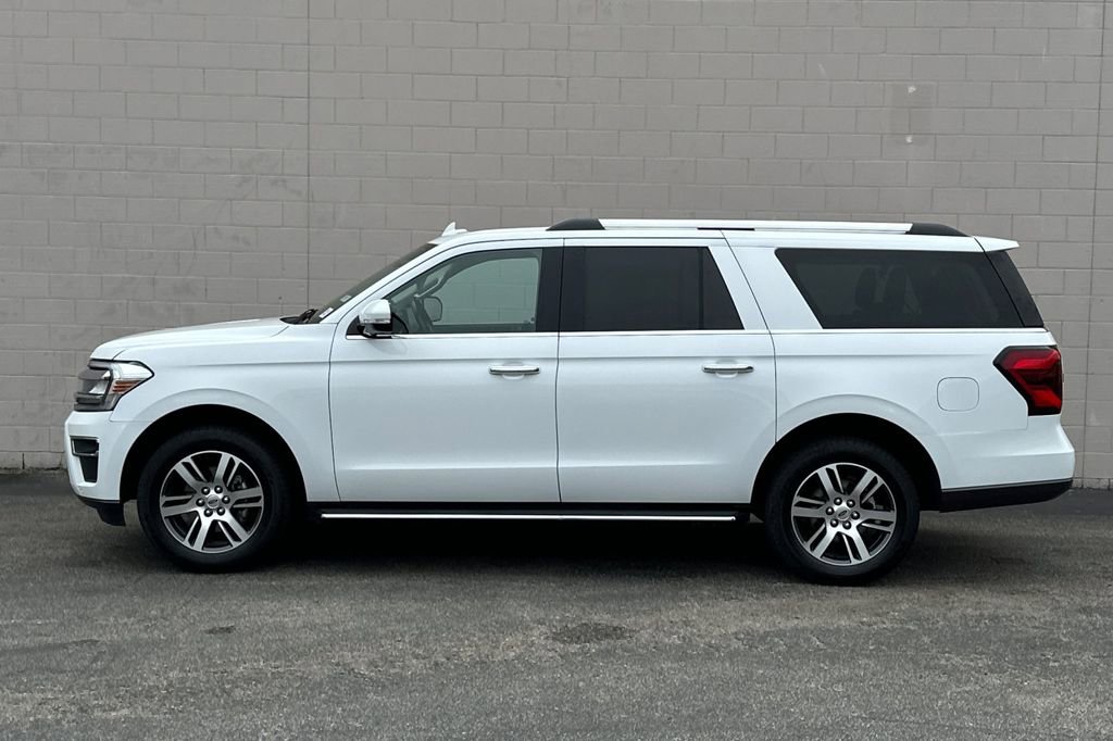 Used 2023 Ford Expedition Max Limited RWD image 6