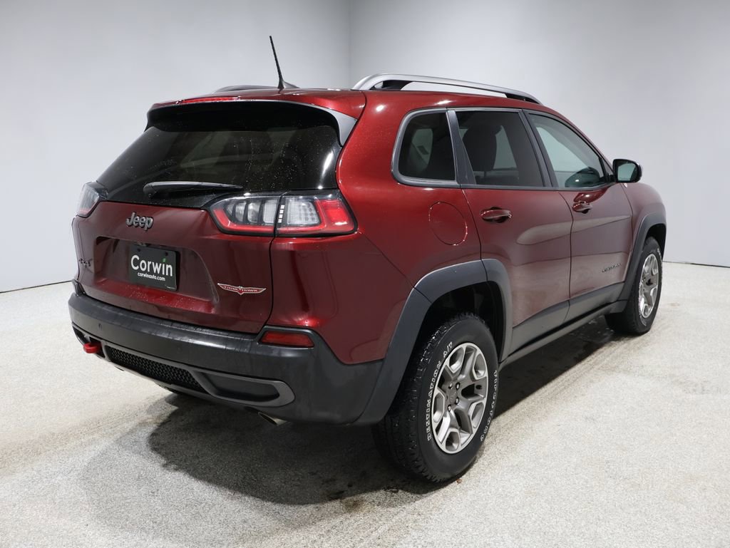 Used 2021 Jeep Cherokee Trailhawk image 2